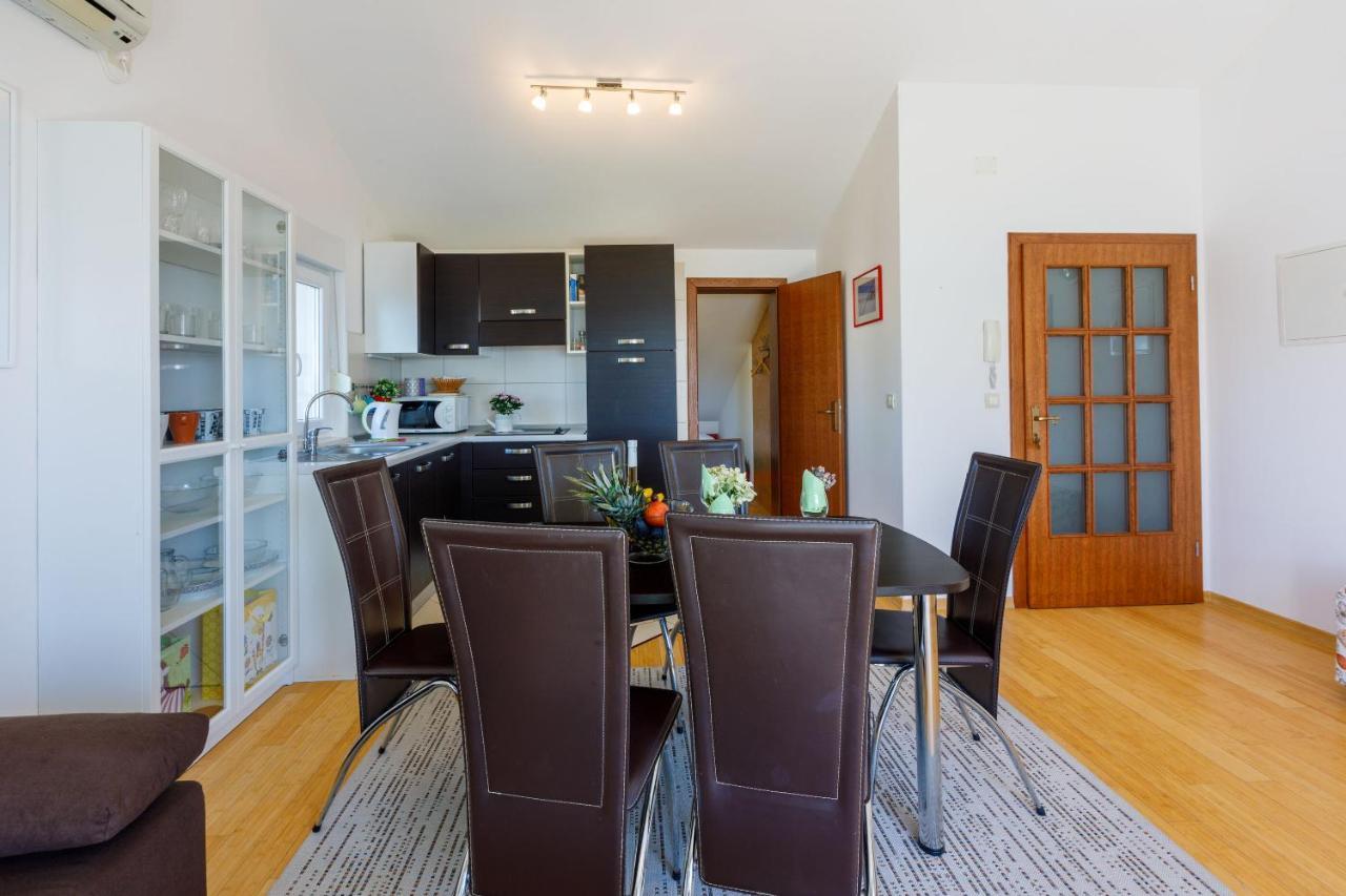 Apartments Robic Selce Luaran gambar